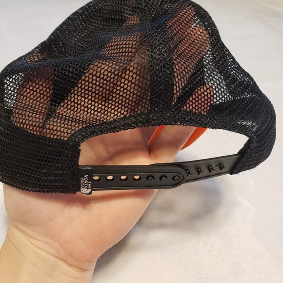 THE NORTH FACE Orange Black Mesh Trucker Hat Adjustable Snap Back - Picture 4 of 5